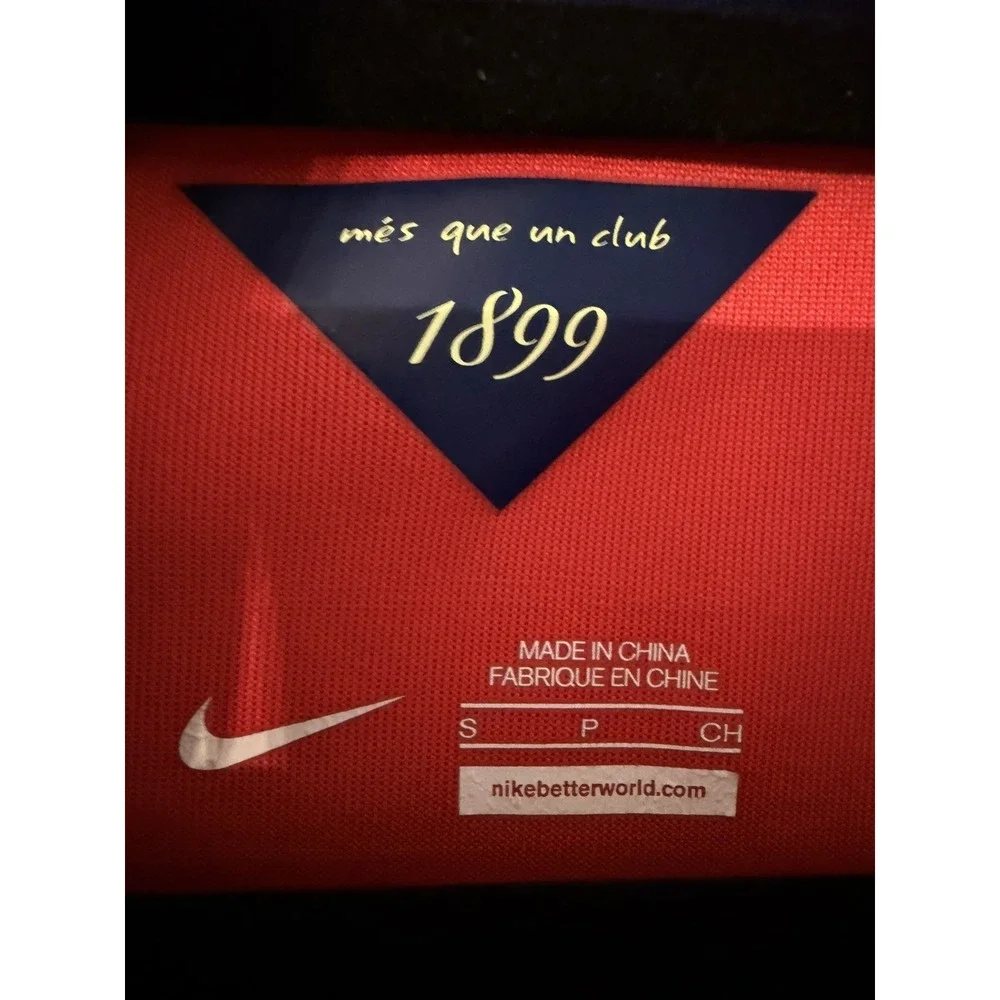 Barcelona FC Men's Nike‎ Red La Liga Soccer Football Jacket - Size Small